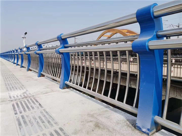 永川304不锈钢复合管护栏的生产工艺揭秘